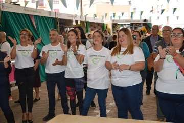 Presentación del calendario solidario 2010 en el Mercado Municipal de Telde (Foto TA)